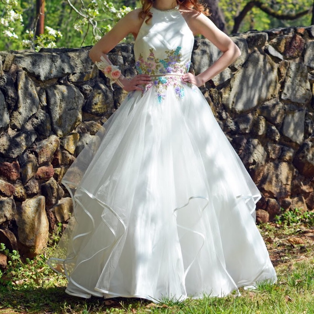 Ellie Wilde Ballgown Prom Dress White